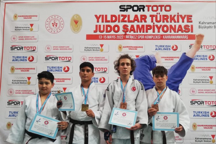 Bursa Osmangazili judocudan bronz madalya