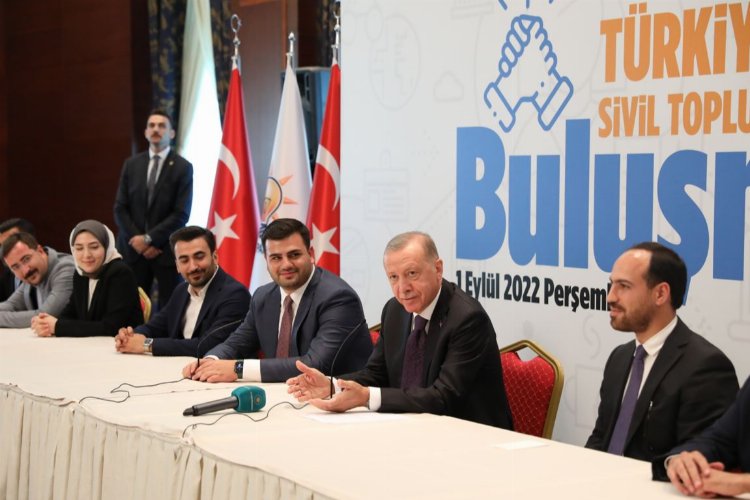 Cumhurbaşkanı Erdoğan'dan Gençlik STK buluşması