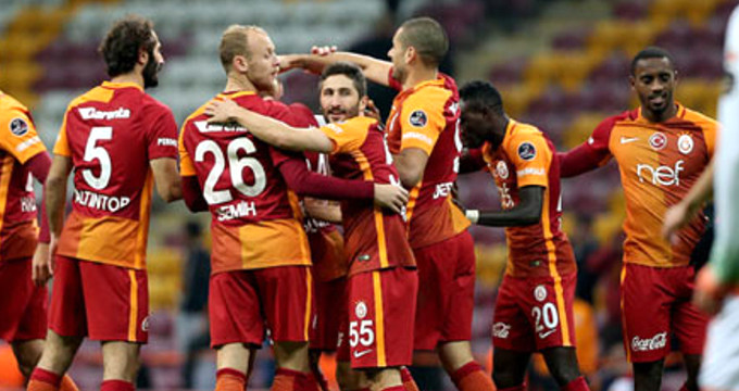 Galatasaray, Aytemiz Alanyaspor'u 5-1 Yendi