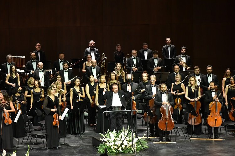 İstanbul Devlet Senfoni Orkestrası yeni sezonu Beyoğlu Kültür Yolu Festivali’nde açtı
