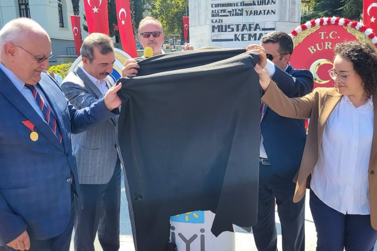 İYİ Parti'den Bursa'da 'Puşide-i Siyah'lı 100. yıl kutlaması