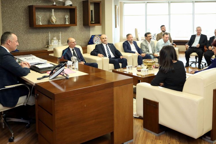 Kocaeli'de Başkan Büyükakın STK temsilcileriyle buluştu