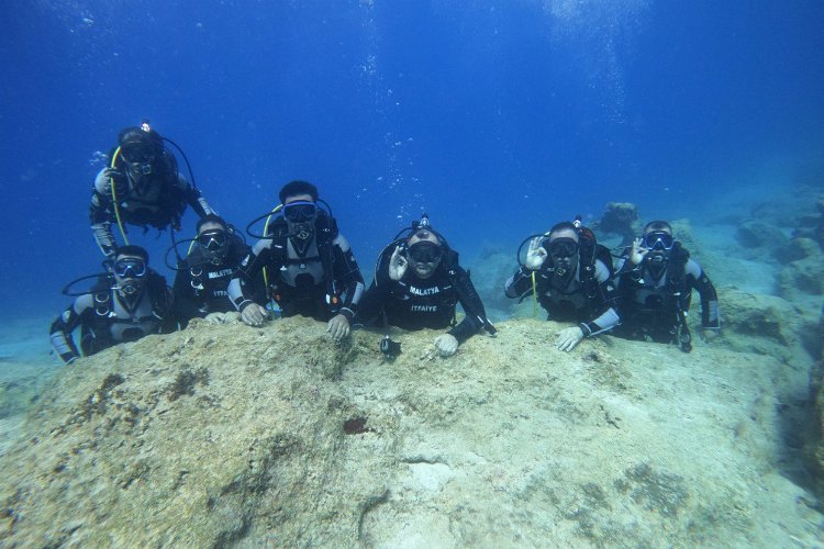 Malatyalı dalgıçlar Antalya'da 'derin' eğitimde