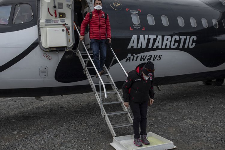 Türk ekibi Antartika'ya ayak bastı